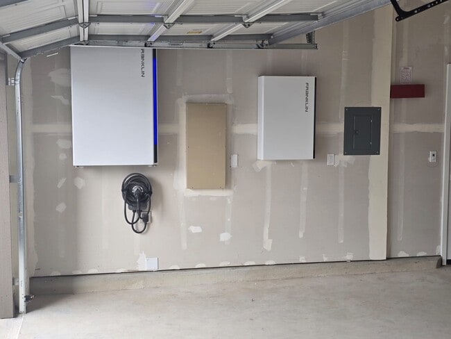 Building Photo - 3275 Workman Ave