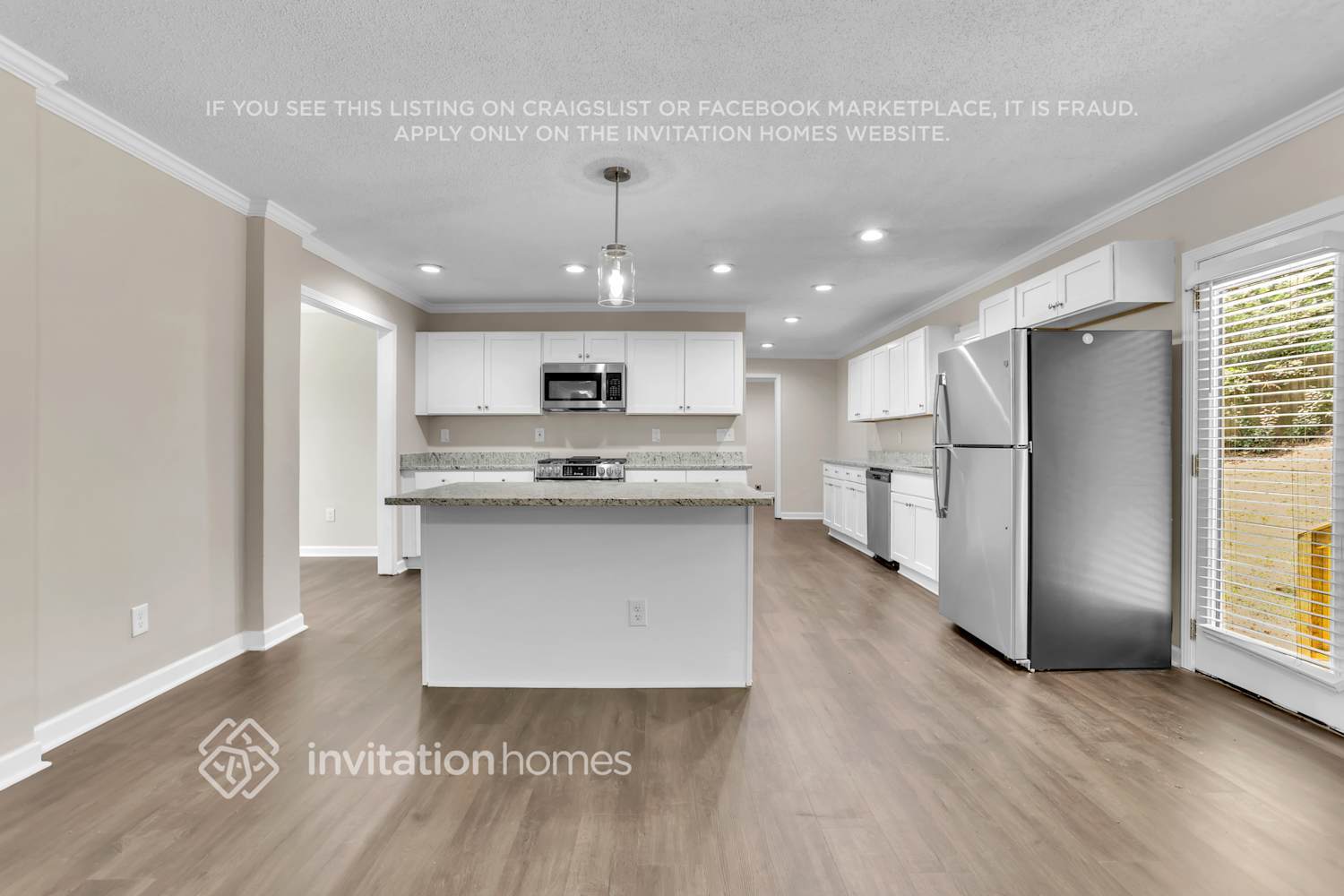 Building Photo - 221 Cherrywood Dr