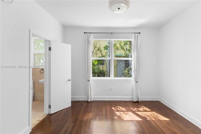 Building Photo - 1027 Euclid Ave