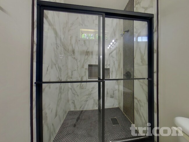 Building Photo - 308 Trail Spring Ct