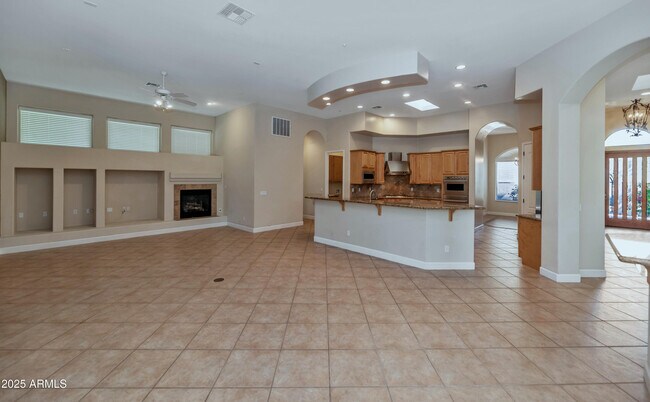 Building Photo - 8535 E Preserve Way