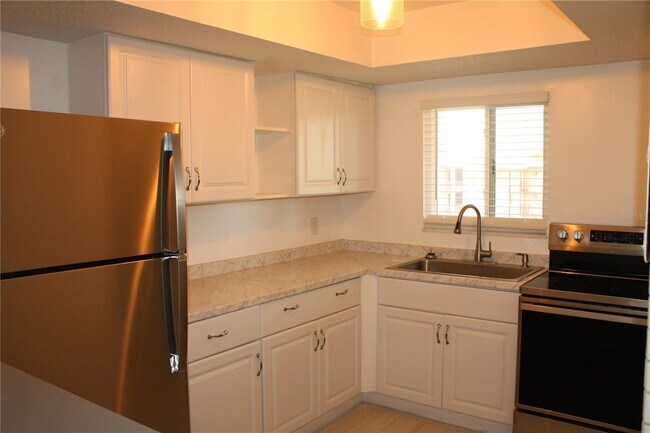 Building Photo - 4204 Heron Way