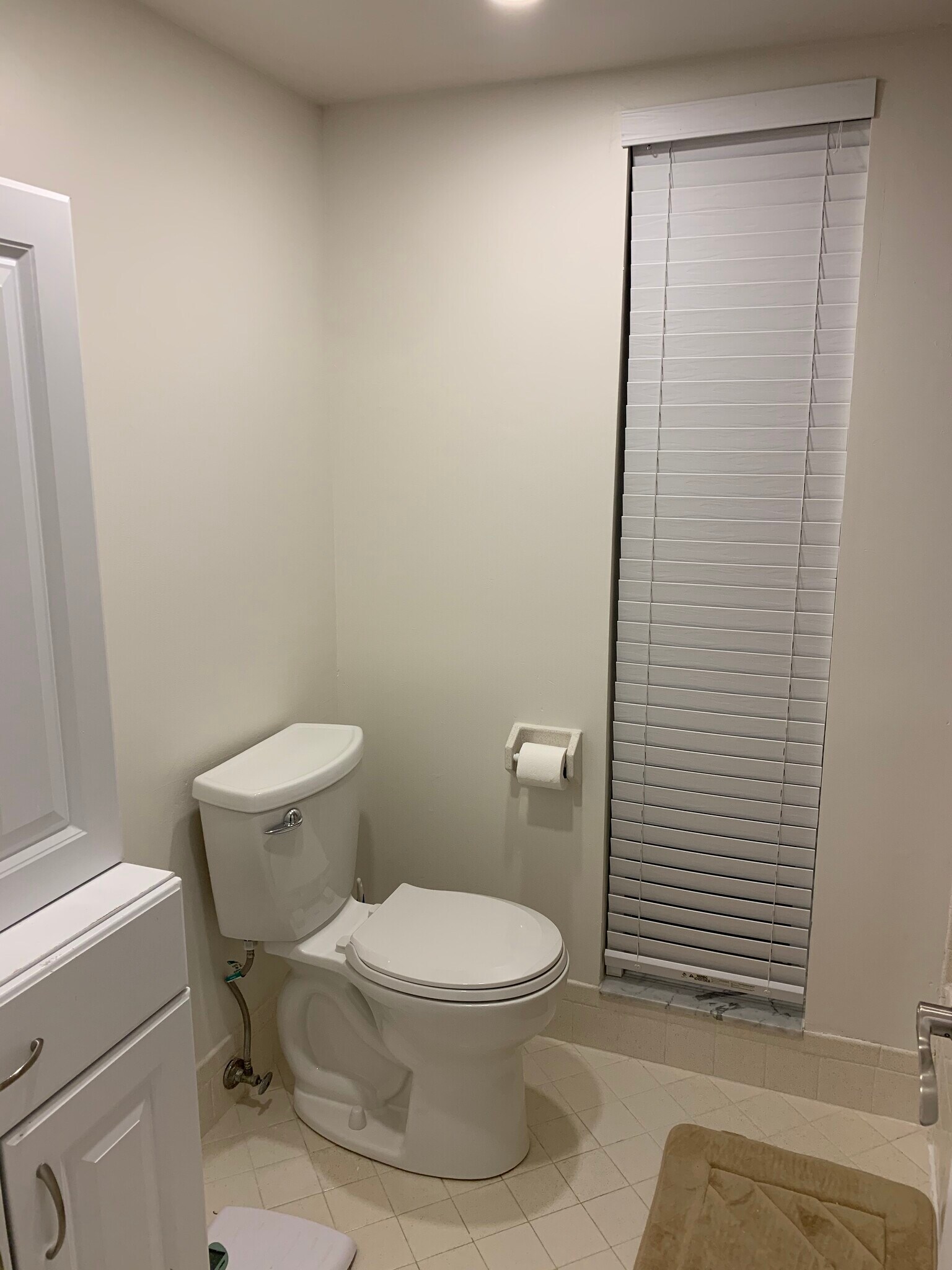 Building Photo - 195 Peppermint Ln