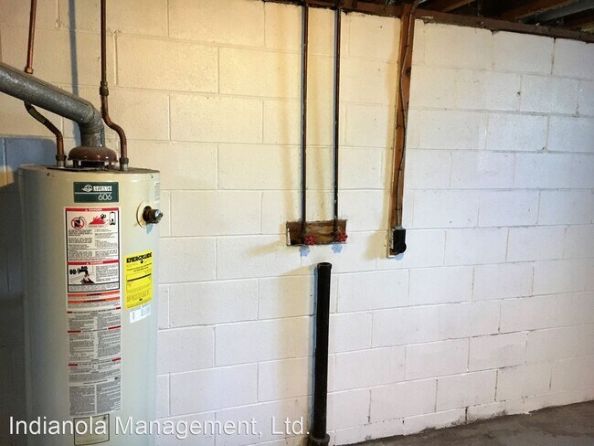 Building Photo - 3601 Maize Rd