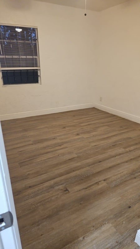Building Photo - 1152 W 22nd St