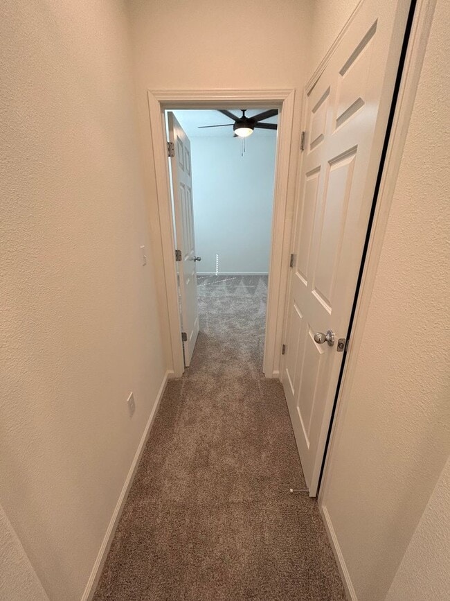 Building Photo - Beautiful Newer 4 Bedroom Home in Aspen-Sequoia Trails with Solar!