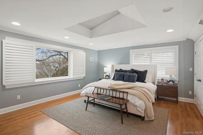 Building Photo - 221 Mamaroneck Rd