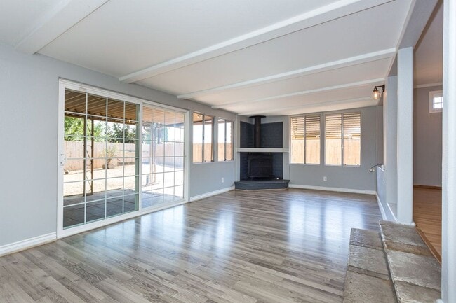 Building Photo - Upgraded Single Family Home in Allied Gardens!