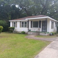 Building Photo - 7055 Langdon Dr
