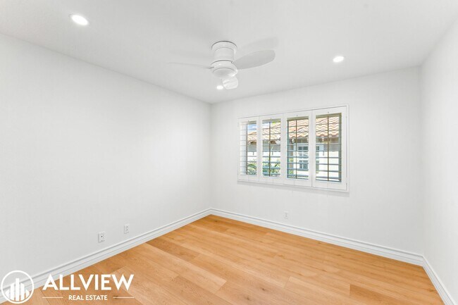 Building Photo - Luxury Living in the Prestigious Guard-Gated Community of Dove Canyon