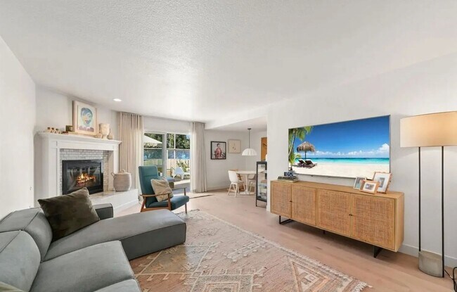 Building Photo - 531 Camino Del Mar