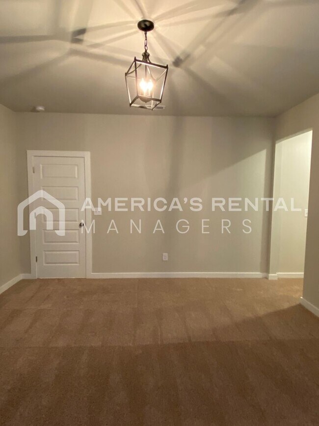Building Photo - Home for Rent in Thorsby! Available NOW!!