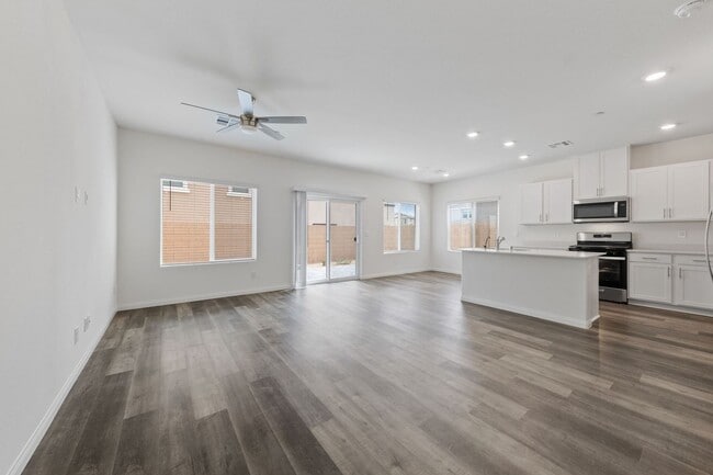 Building Photo - Brand New 3 Bedroom + Loft Home in Cadence – Henderson’s Premier Master Plan!