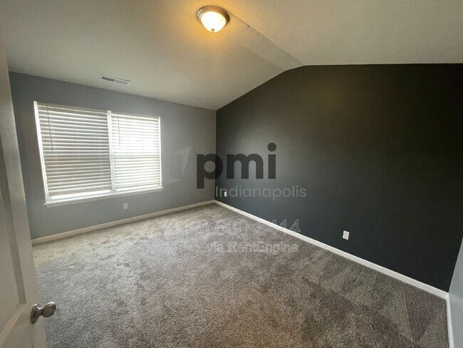 Building Photo - 2948 W New York St