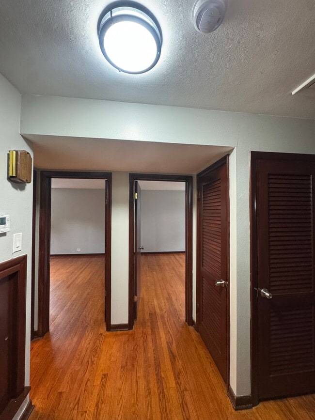 Building Photo - Beautiful 3-bedroom house for Rent AVAILAB...