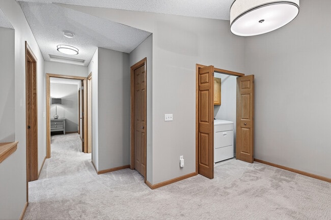 Building Photo - 10098 Bridgehill Terrace