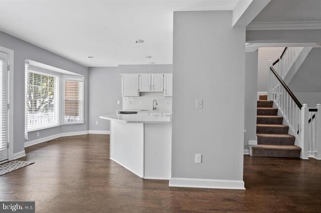 Building Photo - 7439 Heatherfield Ln