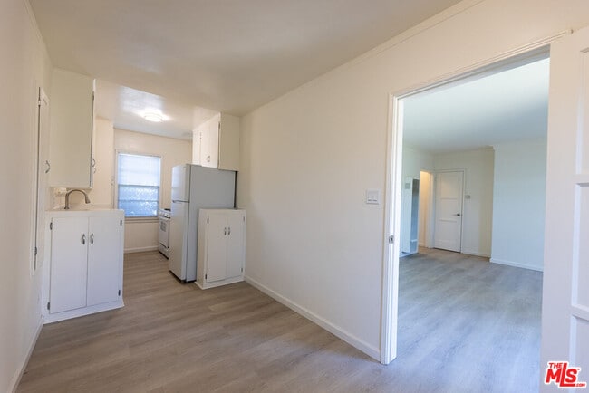 Building Photo - 1940 S Robertson Blvd