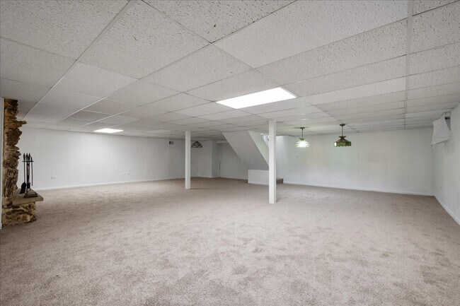 Building Photo - 2821 Covert Rd