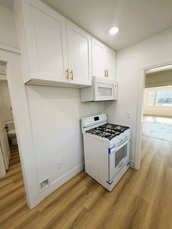 Building Photo - 1169 E Broadway