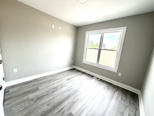 Building Photo - 1 Melissa Ln