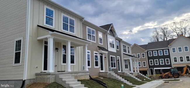 Building Photo - 116 Waywood Ln