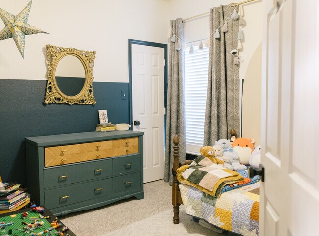 Building Photo - 4812 Buckskin Dr