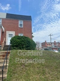 Building Photo - 1935 Whistler Ave