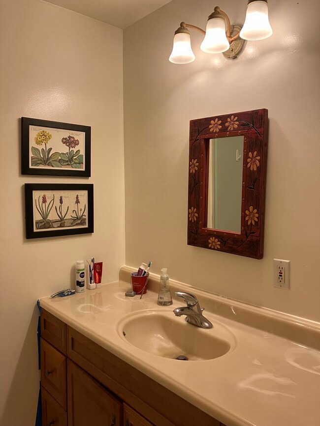 Building Photo - 8301 Zitola Ter