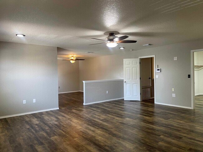 Building Photo - 11024 Dublin Briar