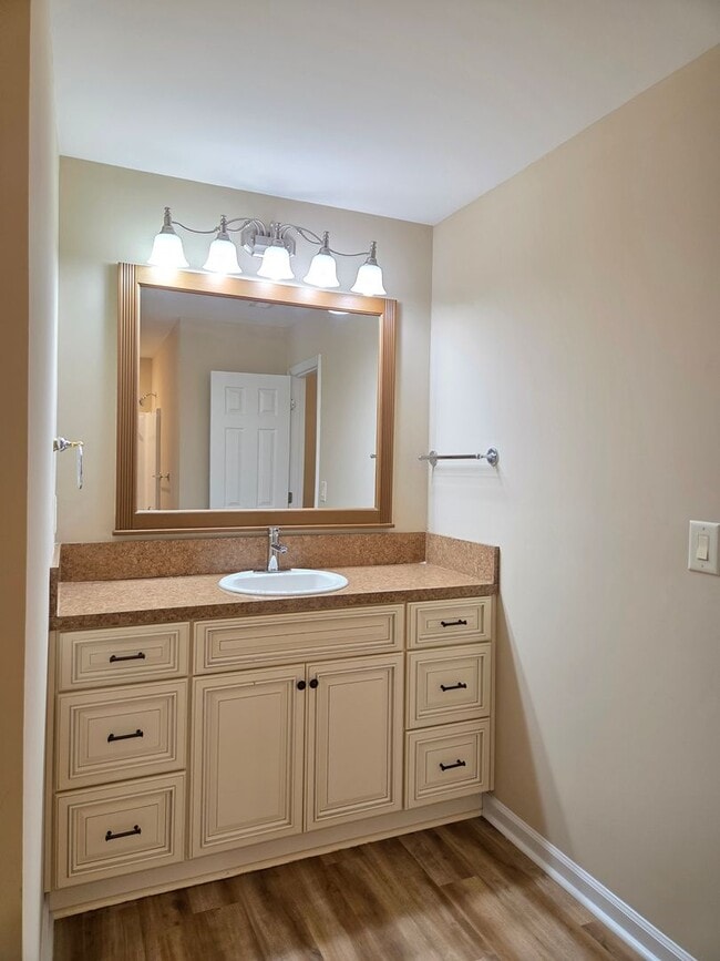Building Photo - 2 bedroom in Sherills Ford