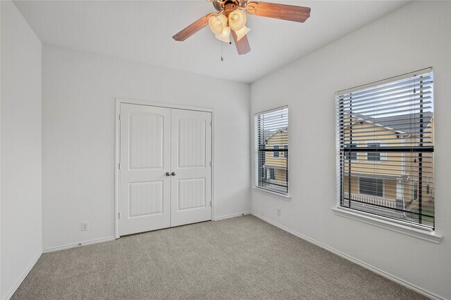 Building Photo - 13002 Idledale Dr