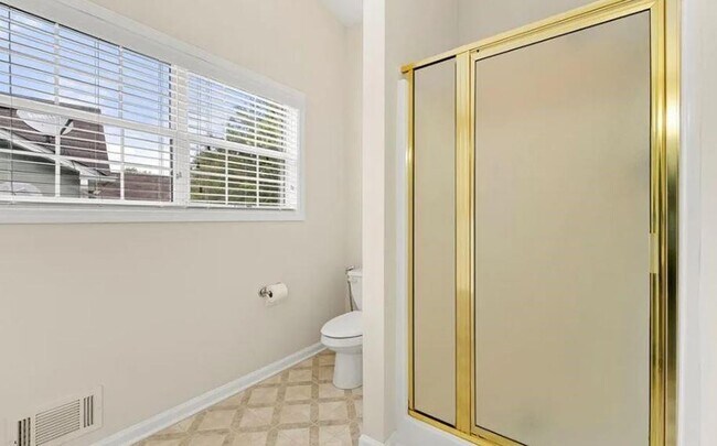 Building Photo - 4450 Bradstone Trace NW