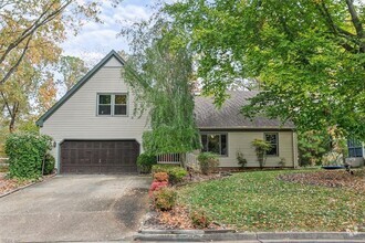 Building Photo - 873 Garrow Rd