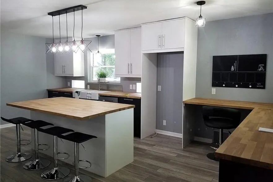 Building Photo - 809 NW 9th St