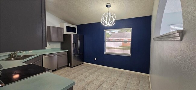 Building Photo - 282 Briar Bay Cir