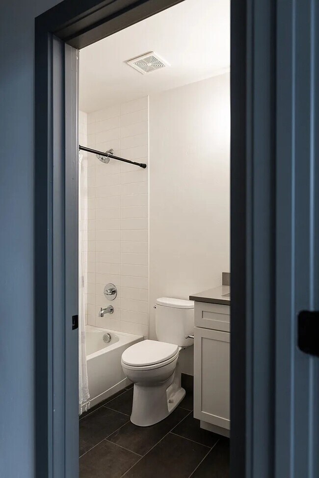 Building Photo - 3505 S Marion St