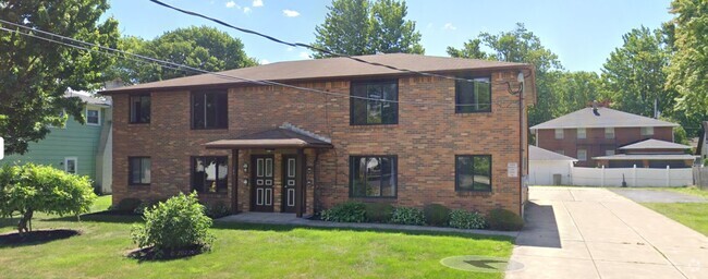 Building Photo - 103 Community Dr