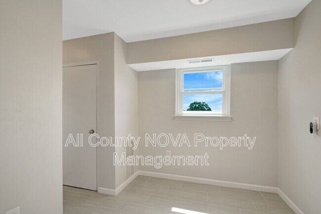 Building Photo - 438 N Armistead St
