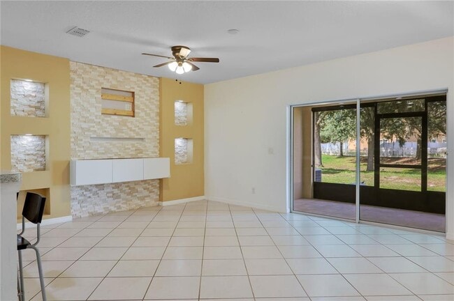 Building Photo - 2905 Sunstone Dr