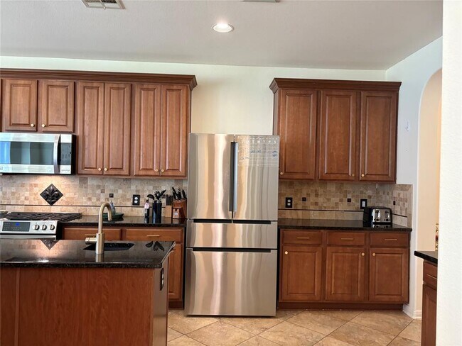 Building Photo - 705 Green Vista Ct