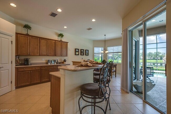 Building Photo - 6101 Dogleg Dr