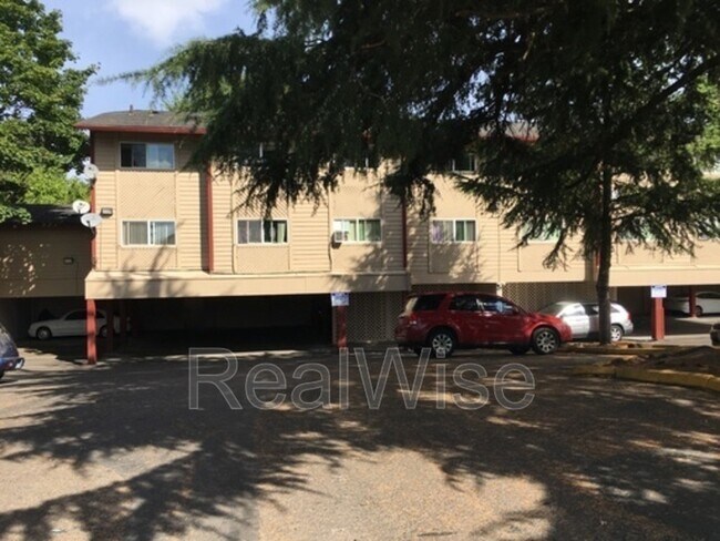 Building Photo - 13437 SE Stark St