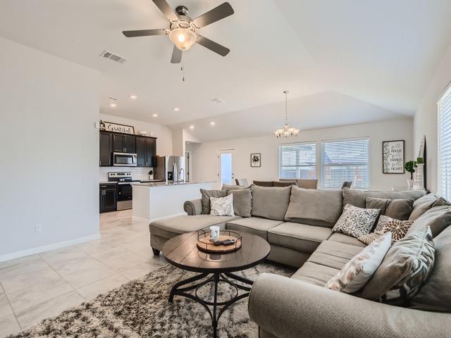 Building Photo - 195 Star Light Wy