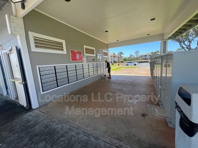 Building Photo - 94-512 Kupuohi St.