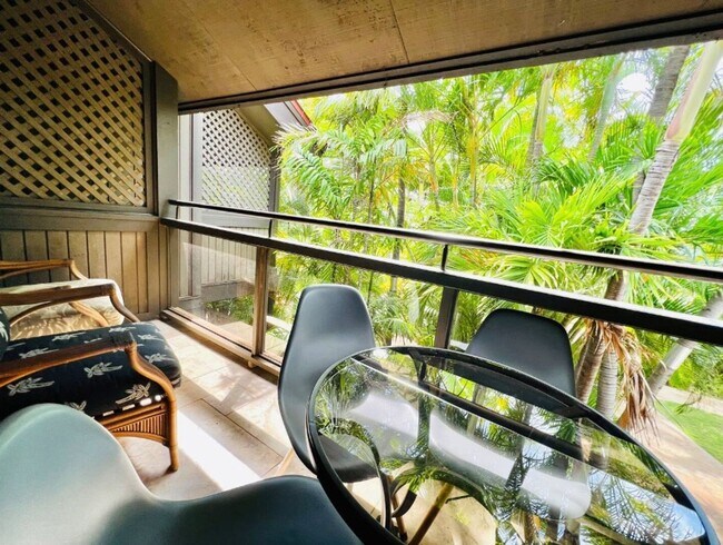 Building Photo - Spacious 2BR/2BA Condo with Garden View – Steps from the Ocean