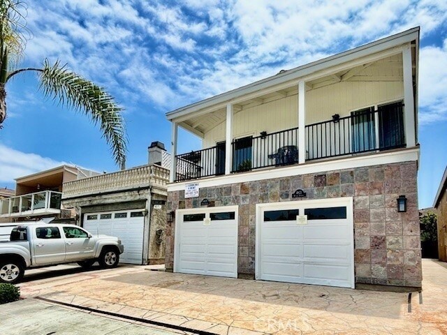 Building Photo - 4819 River Ave