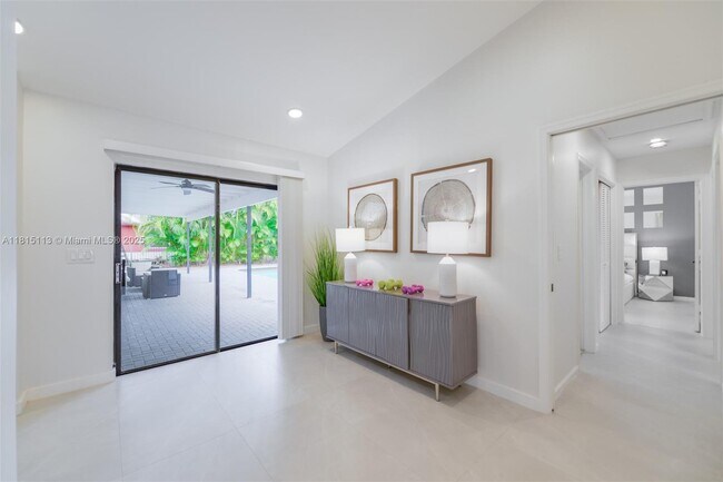Building Photo - 13526 Jonquil Pl