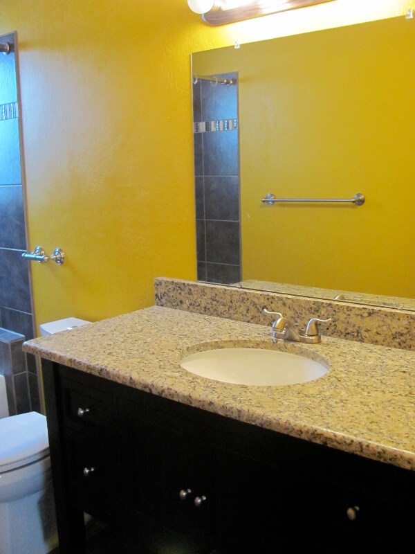 Building Photo - 1121 Ponderosa Dr