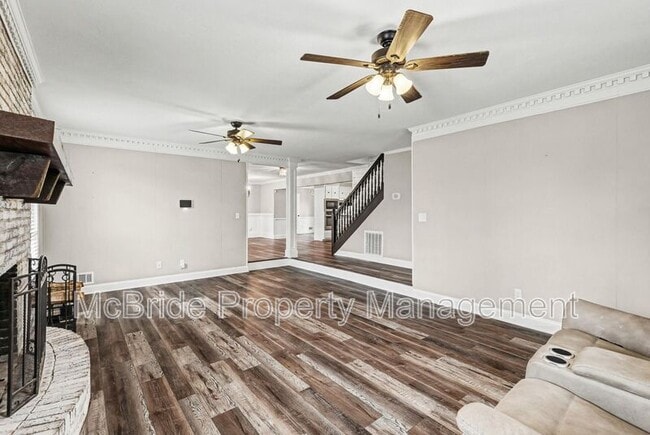 Building Photo - 1304 Dominica Dr